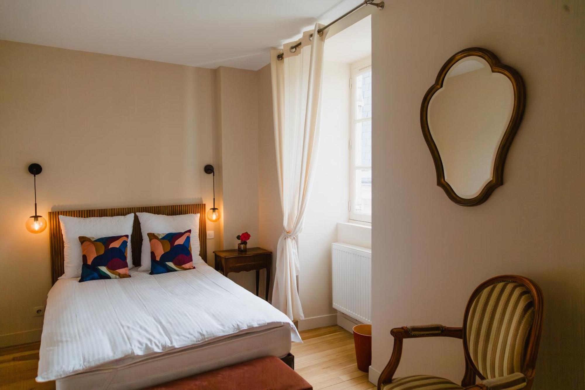 Chambres D'Hote - Maison Des Ecrivains - 50 M De La Cathedrale Et Place Des Jacobins Ле-Ман Экстерьер фото